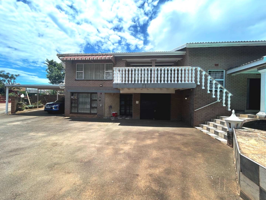 4 Bedroom Property for Sale in Amanzimtoti KwaZulu-Natal