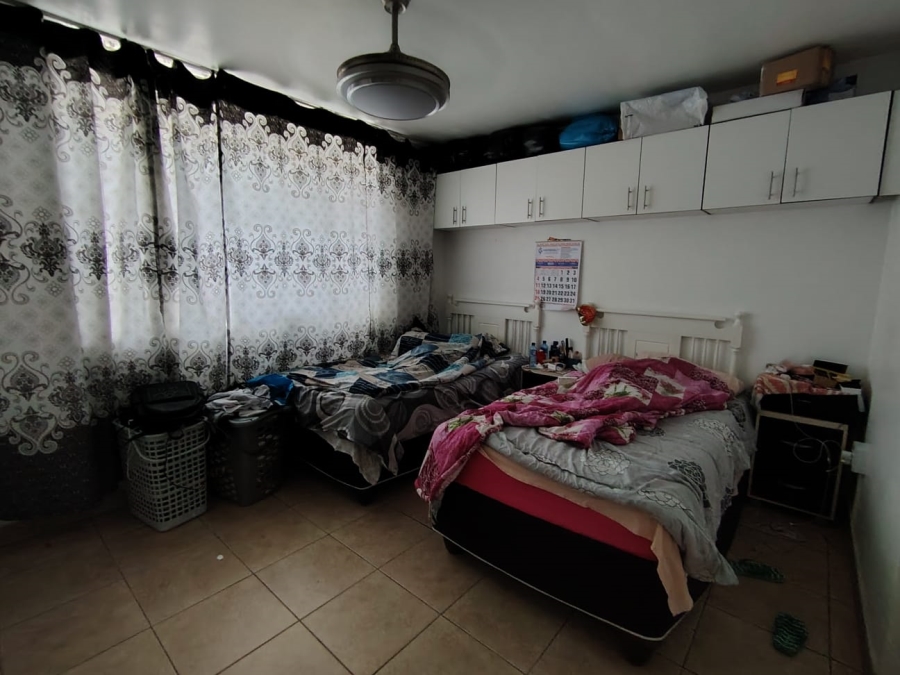 2 Bedroom Property for Sale in Durban Central KwaZulu-Natal