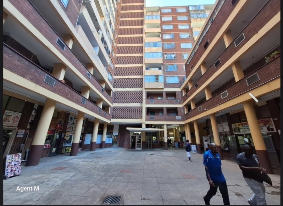 2 Bedroom Property for Sale in Durban Central KwaZulu-Natal