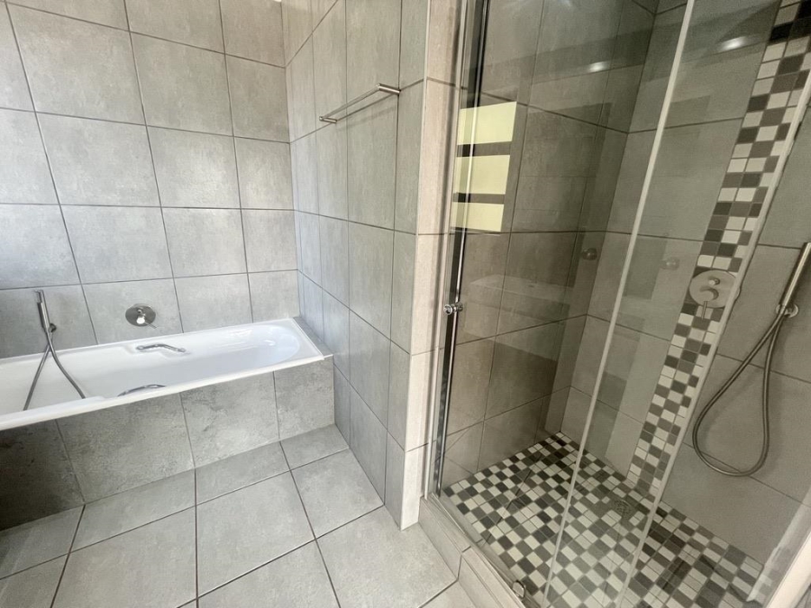 To Let 3 Bedroom Property for Rent in La Lucia KwaZulu-Natal
