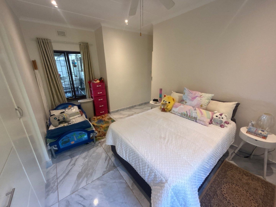 To Let 3 Bedroom Property for Rent in Kloof KwaZulu-Natal