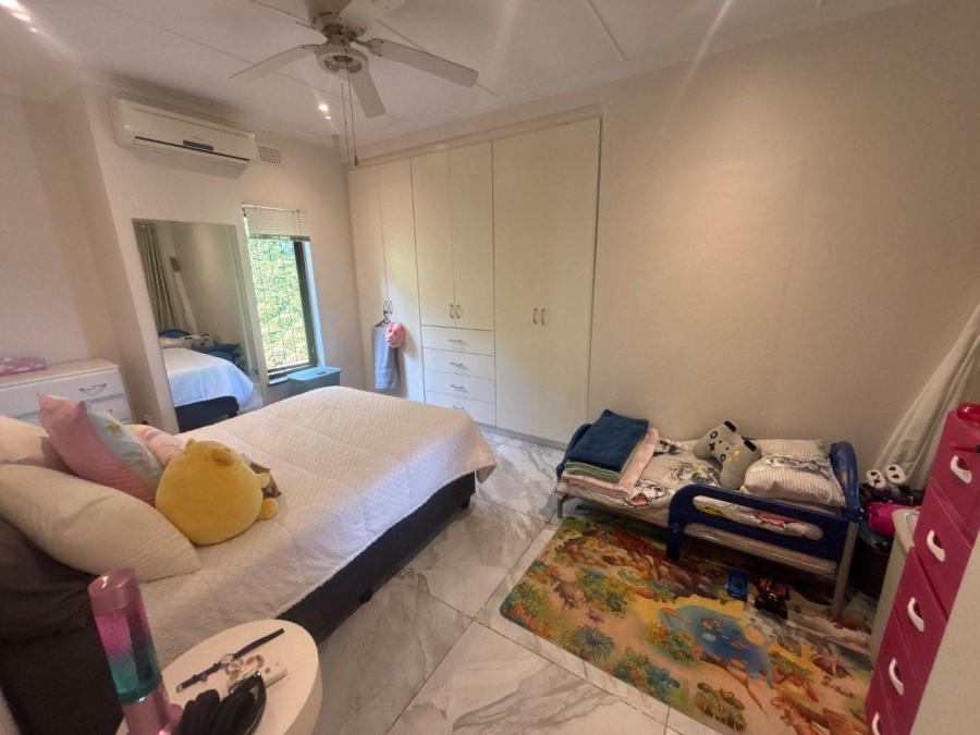 To Let 3 Bedroom Property for Rent in Kloof KwaZulu-Natal