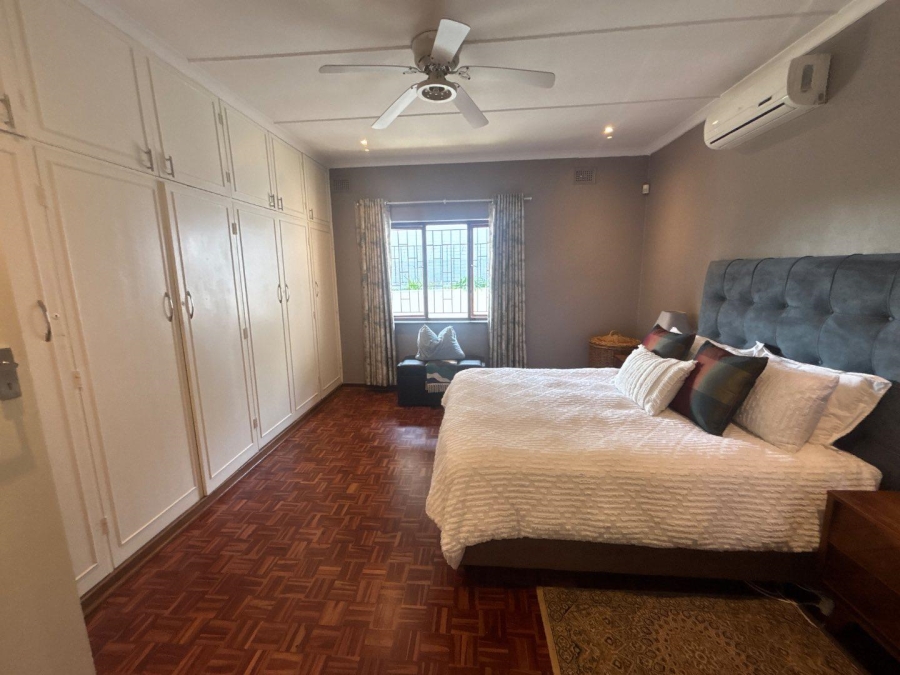 To Let 3 Bedroom Property for Rent in Kloof KwaZulu-Natal