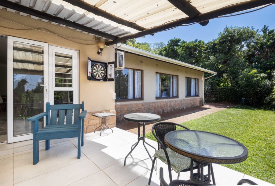 8 Bedroom Property for Sale in La Lucia KwaZulu-Natal
