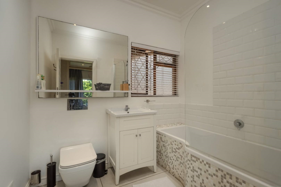 8 Bedroom Property for Sale in La Lucia KwaZulu-Natal