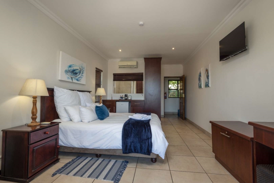 8 Bedroom Property for Sale in La Lucia KwaZulu-Natal