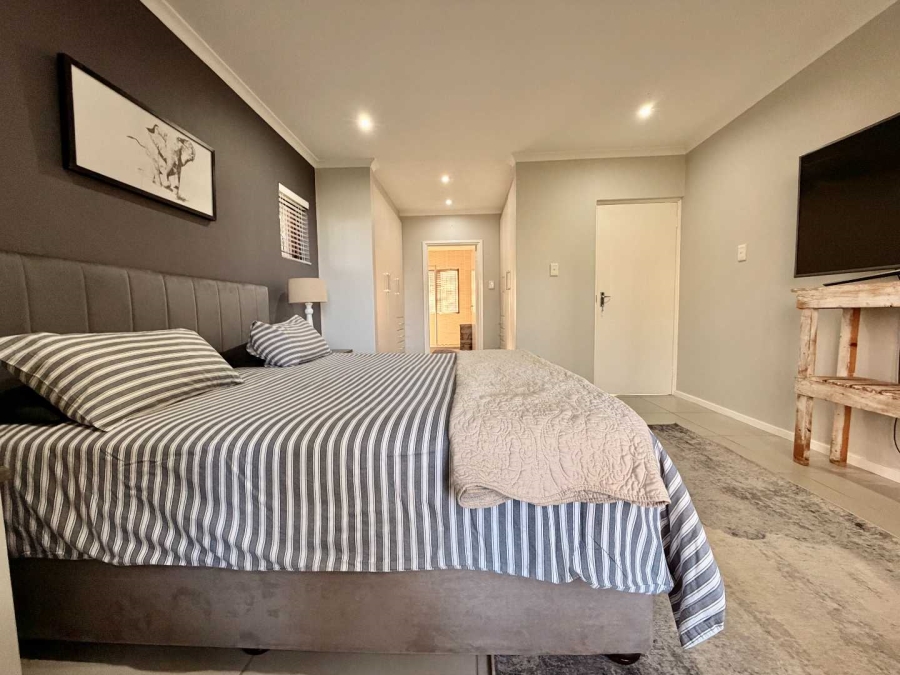 3 Bedroom Property for Sale in Wakenshaw Estate KwaZulu-Natal