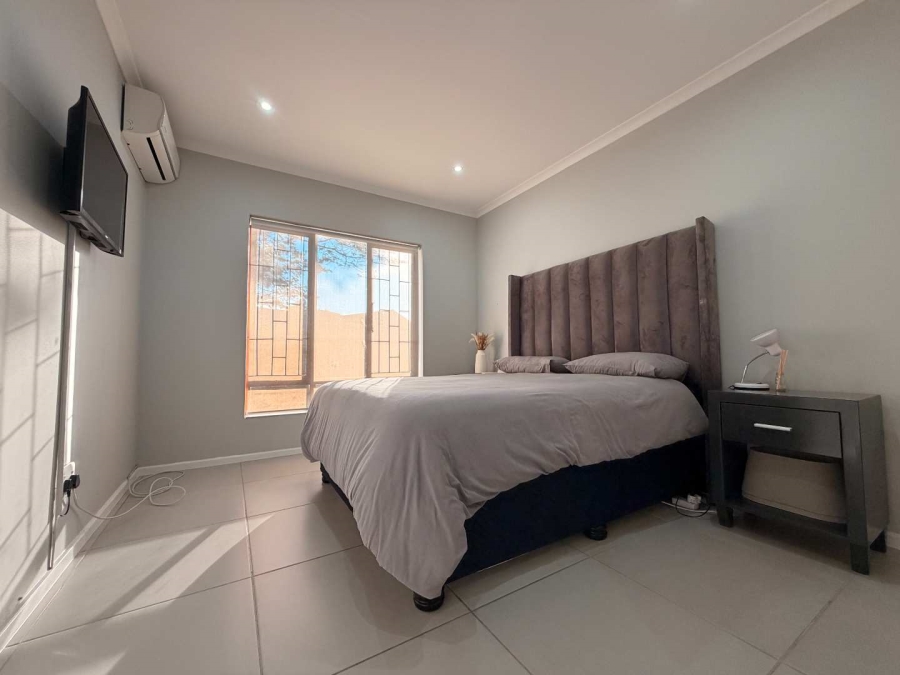 3 Bedroom Property for Sale in Wakenshaw Estate KwaZulu-Natal