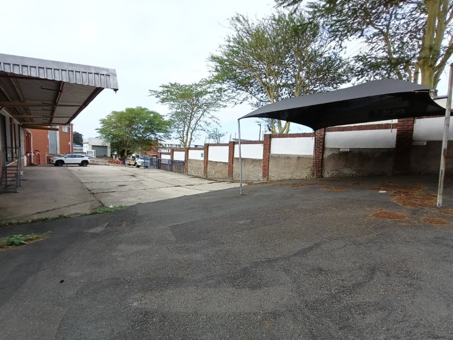 To Let Commercial Property for Rent in Westmead KwaZulu-Natal