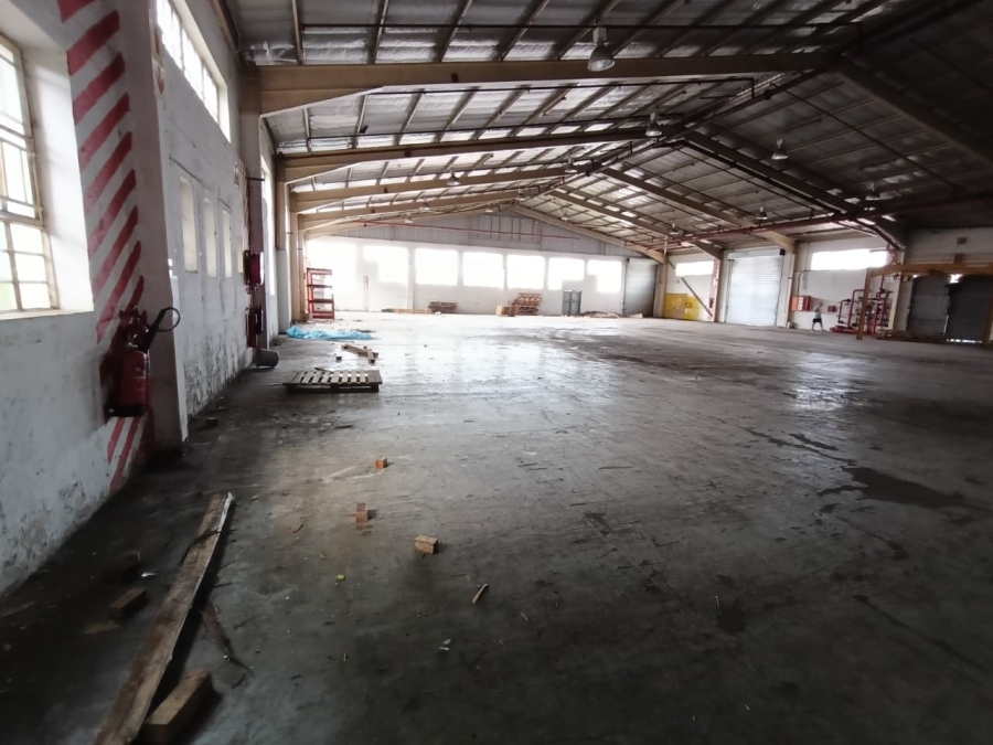 To Let Commercial Property for Rent in Westmead KwaZulu-Natal