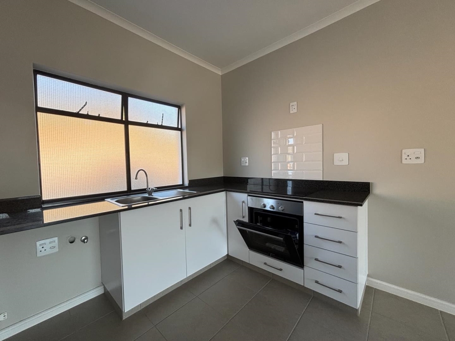 2 Bedroom Property for Sale in Waterfall KwaZulu-Natal