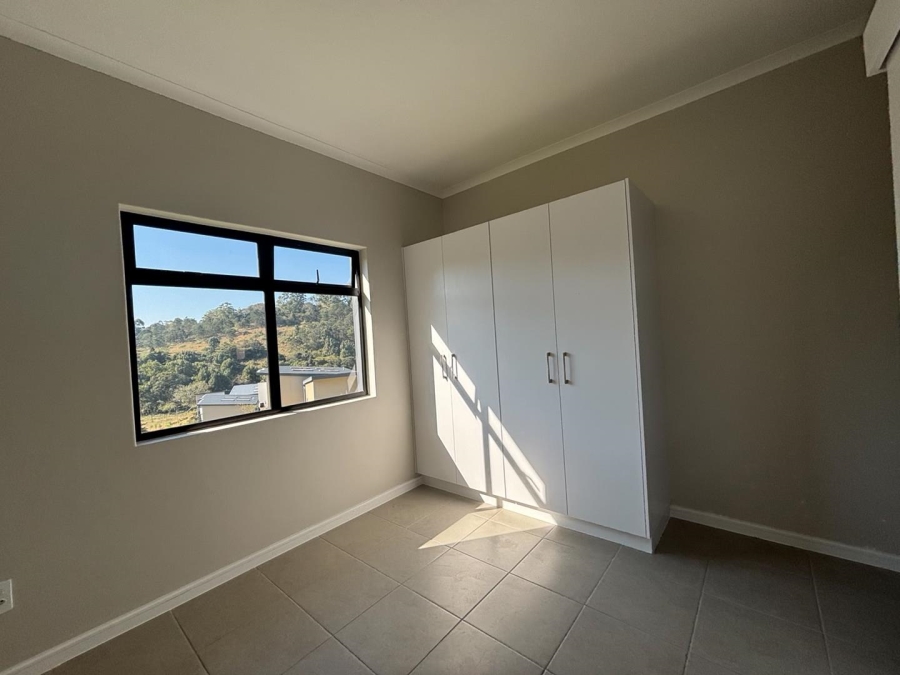 2 Bedroom Property for Sale in Waterfall KwaZulu-Natal