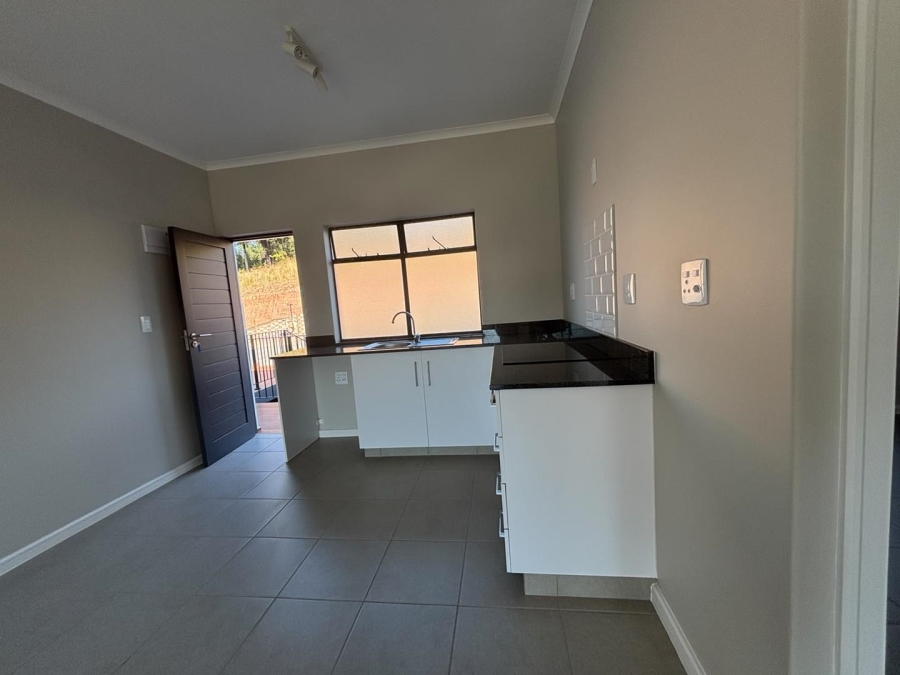 2 Bedroom Property for Sale in Waterfall KwaZulu-Natal