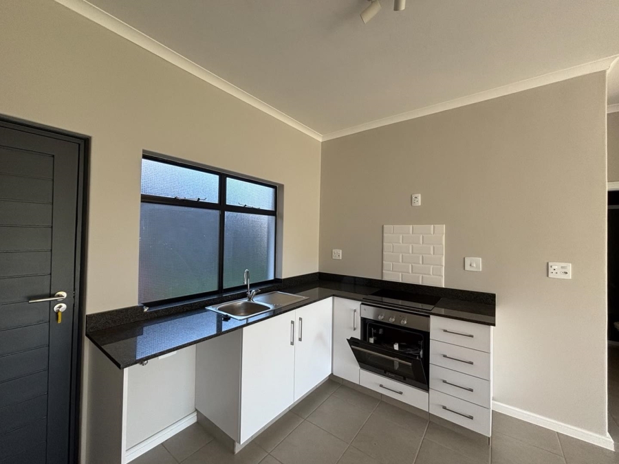 To Let 2 Bedroom Property for Rent in Waterfall KwaZulu-Natal