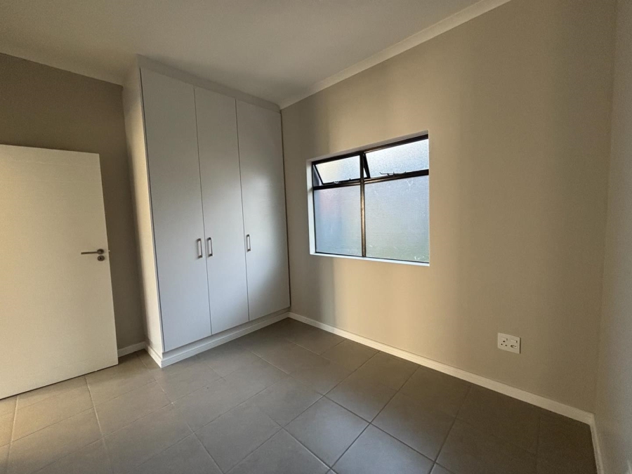 To Let 2 Bedroom Property for Rent in Waterfall KwaZulu-Natal