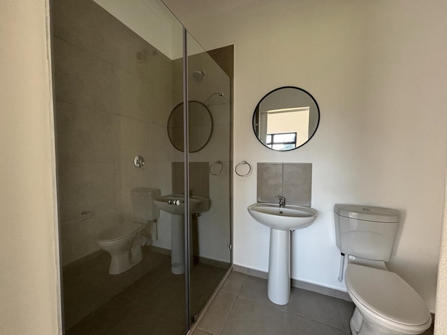 To Let 2 Bedroom Property for Rent in Waterfall KwaZulu-Natal