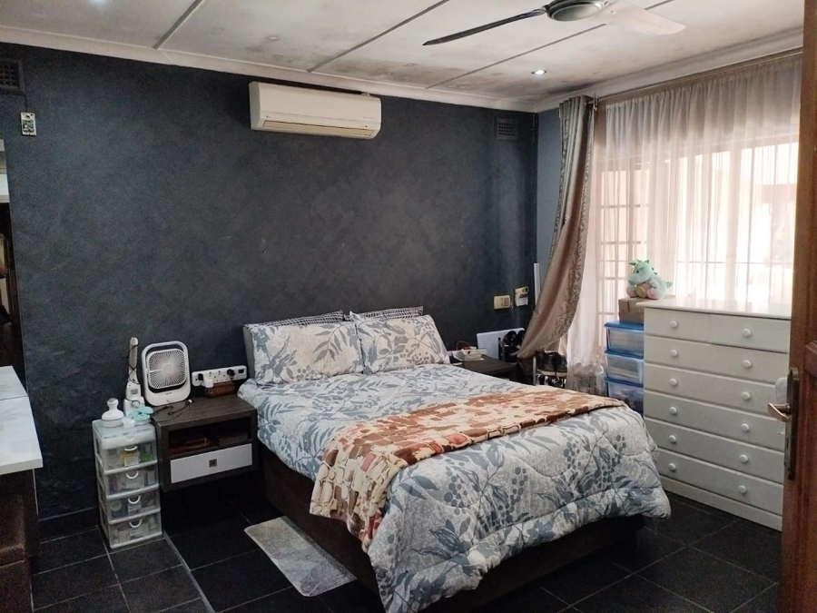 4 Bedroom Property for Sale in Glen Hills KwaZulu-Natal