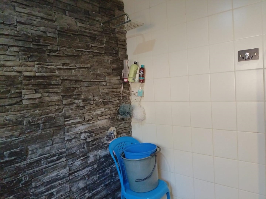 4 Bedroom Property for Sale in Glen Hills KwaZulu-Natal