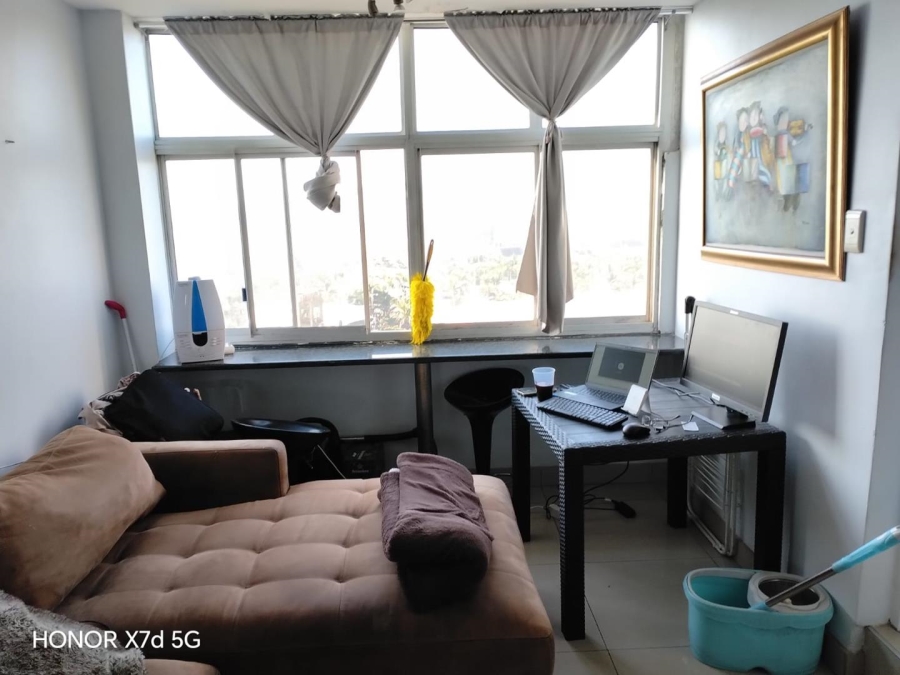 1 Bedroom Property for Sale in Point KwaZulu-Natal
