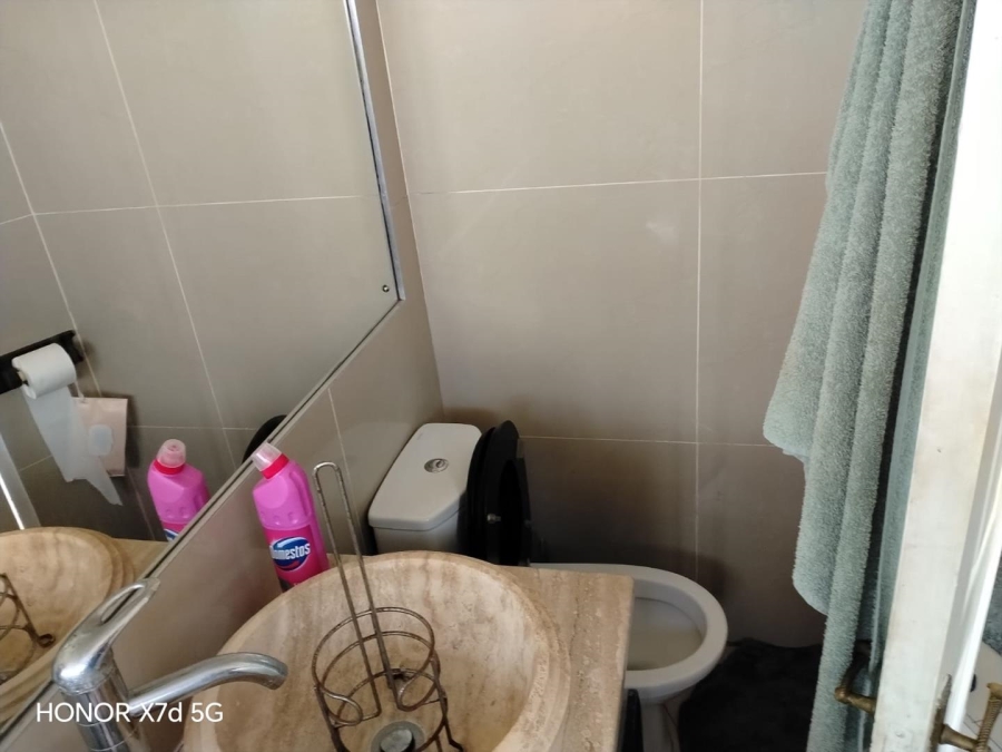 1 Bedroom Property for Sale in Point KwaZulu-Natal