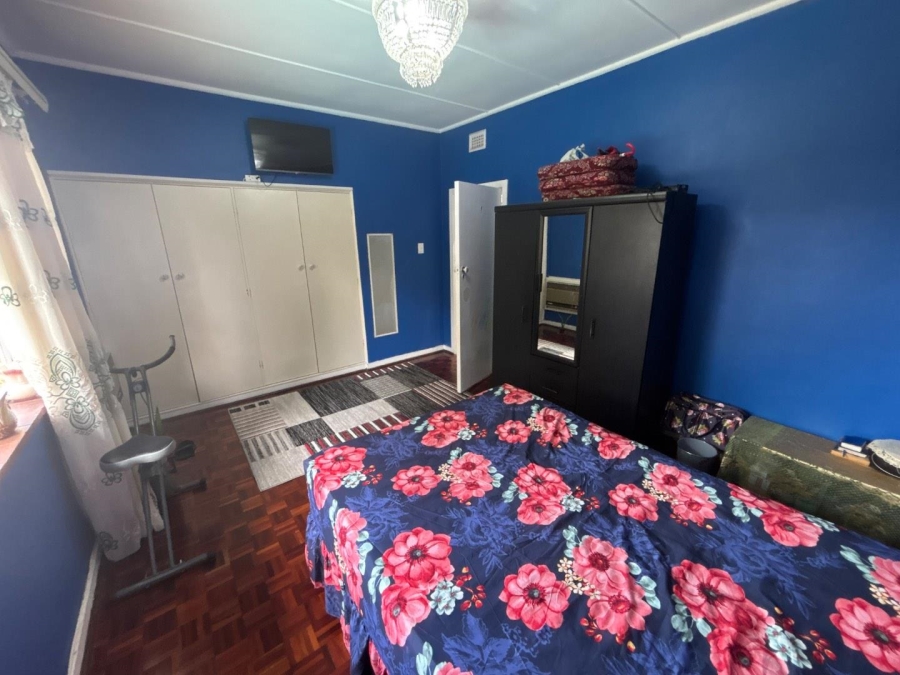 5 Bedroom Property for Sale in Dawncliffe KwaZulu-Natal