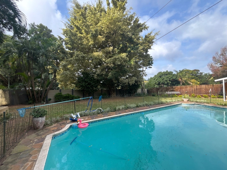 5 Bedroom Property for Sale in Dawncliffe KwaZulu-Natal