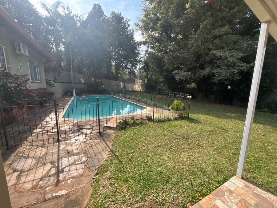 5 Bedroom Property for Sale in Dawncliffe KwaZulu-Natal