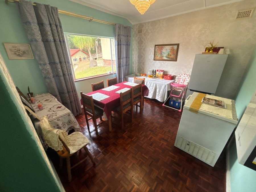 5 Bedroom Property for Sale in Dawncliffe KwaZulu-Natal