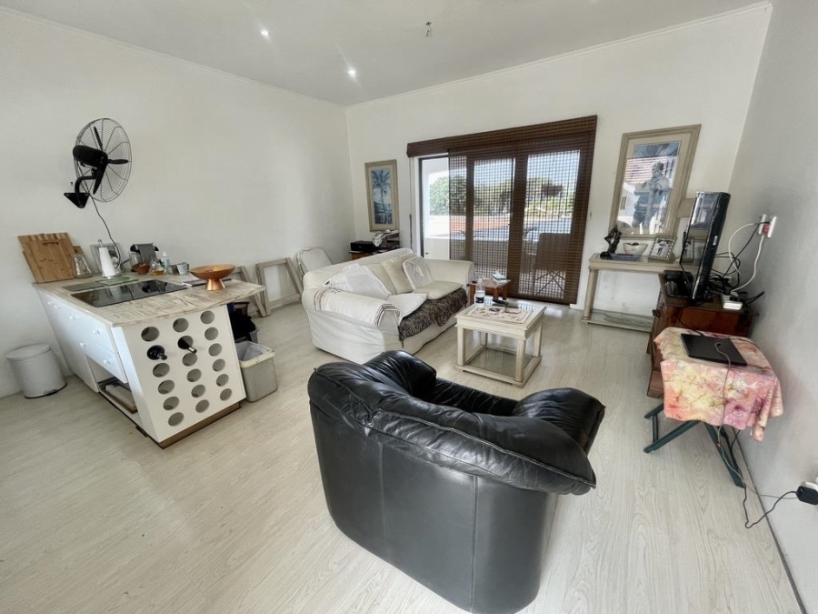 8 Bedroom Property for Sale in Durban North KwaZulu-Natal
