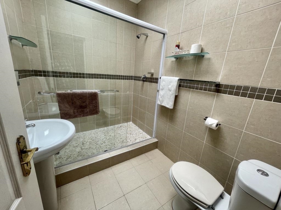8 Bedroom Property for Sale in Durban North KwaZulu-Natal