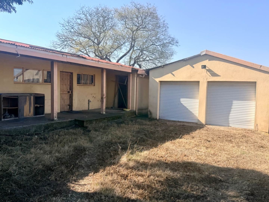 8 Bedroom Property for Sale in Vryheid KwaZulu-Natal