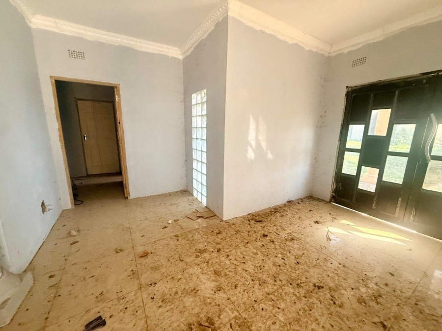 8 Bedroom Property for Sale in Vryheid KwaZulu-Natal
