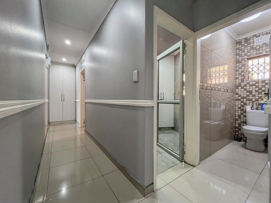 3 Bedroom Property for Sale in Durban North KwaZulu-Natal