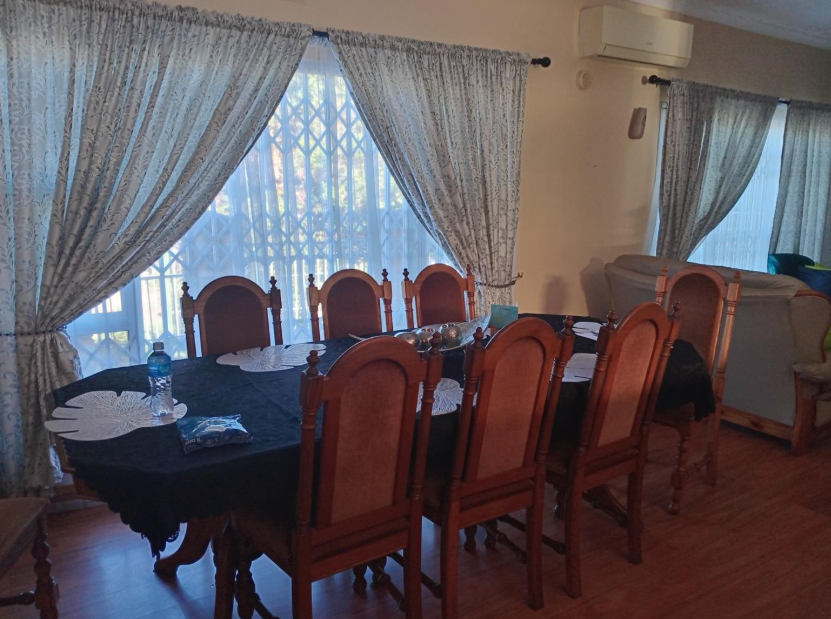 6 Bedroom Property for Sale in Leisure Bay KwaZulu-Natal