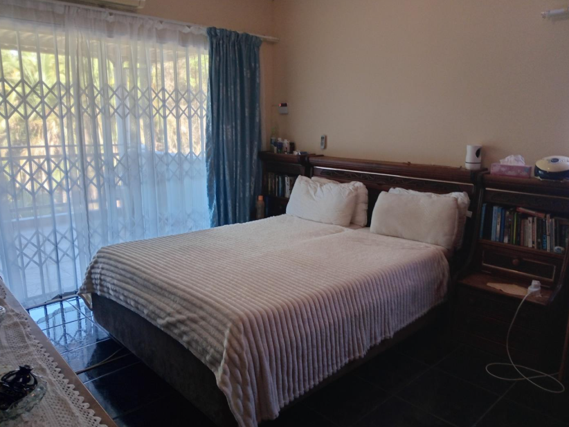 6 Bedroom Property for Sale in Leisure Bay KwaZulu-Natal