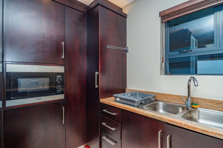2 Bedroom Property for Sale in Umhlanga KwaZulu-Natal