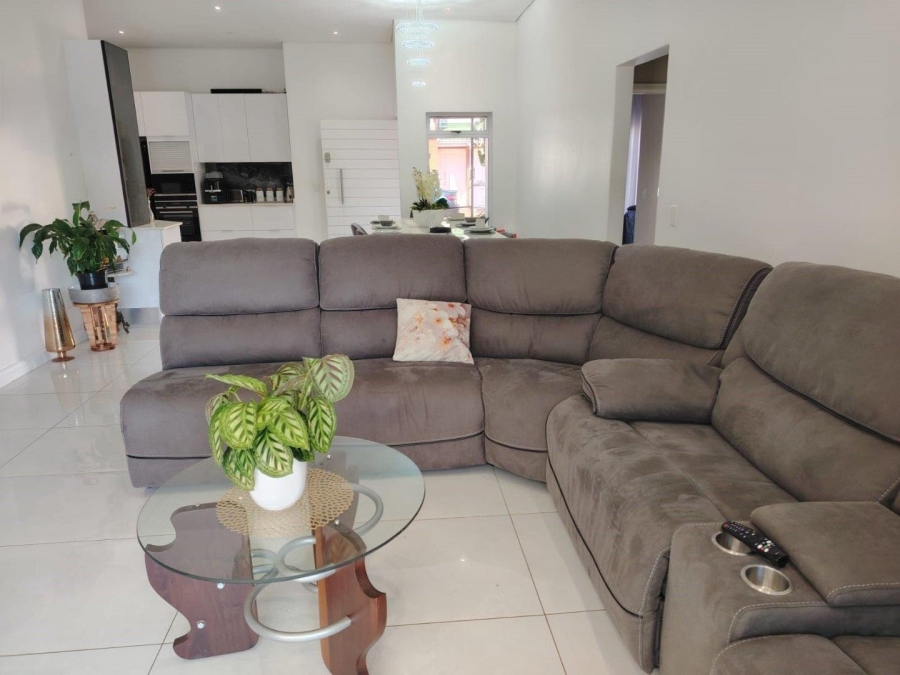 3 Bedroom Property for Sale in Kindlewood Estate KwaZulu-Natal