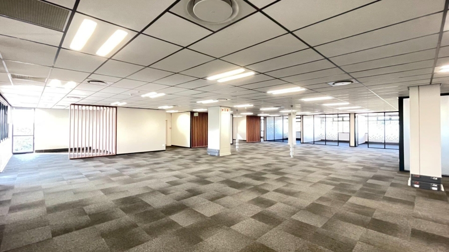 To Let Commercial Property for Rent in La Lucia KwaZulu-Natal