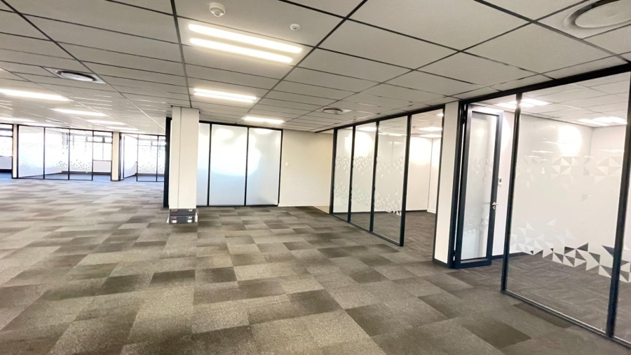 To Let Commercial Property for Rent in La Lucia KwaZulu-Natal