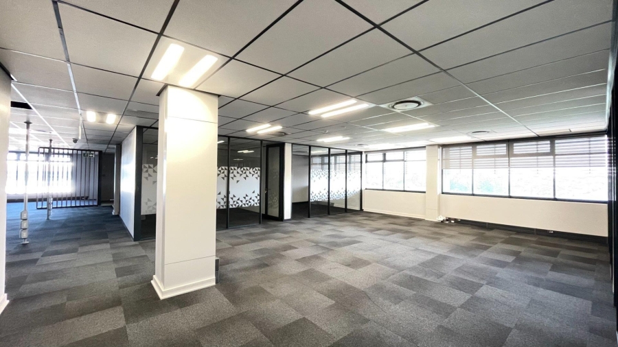 To Let Commercial Property for Rent in La Lucia KwaZulu-Natal