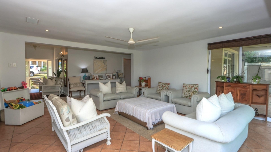 5 Bedroom Property for Sale in Mount Edgecombe KwaZulu-Natal