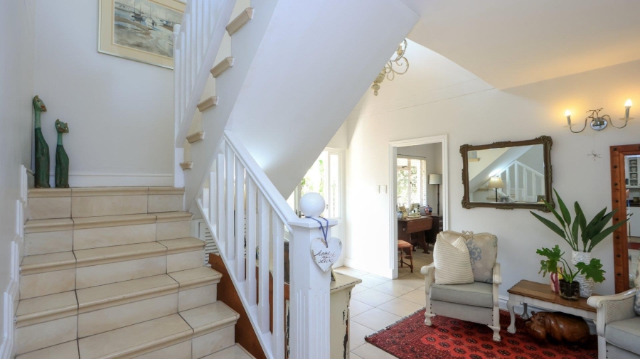 5 Bedroom Property for Sale in Mount Edgecombe KwaZulu-Natal