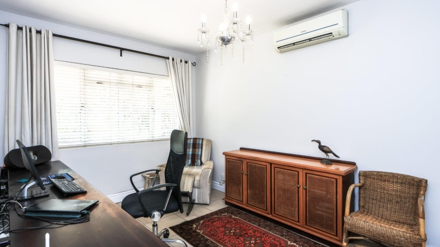 5 Bedroom Property for Sale in Mount Edgecombe KwaZulu-Natal