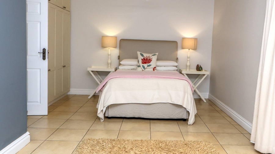 5 Bedroom Property for Sale in Mount Edgecombe KwaZulu-Natal
