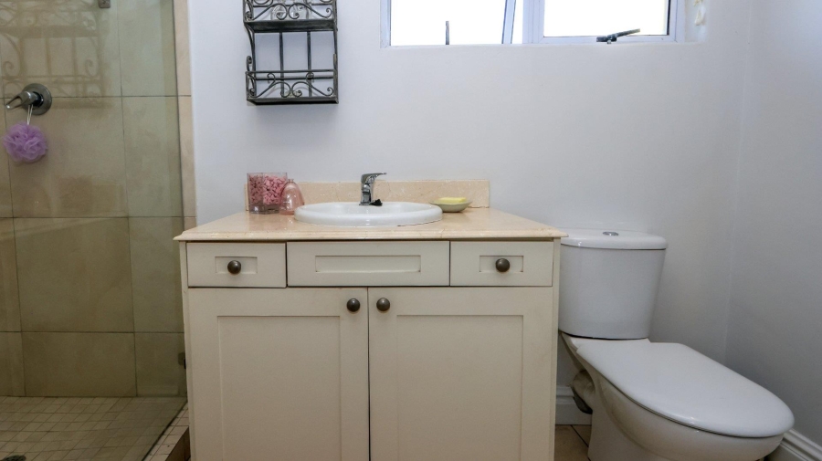 5 Bedroom Property for Sale in Mount Edgecombe KwaZulu-Natal