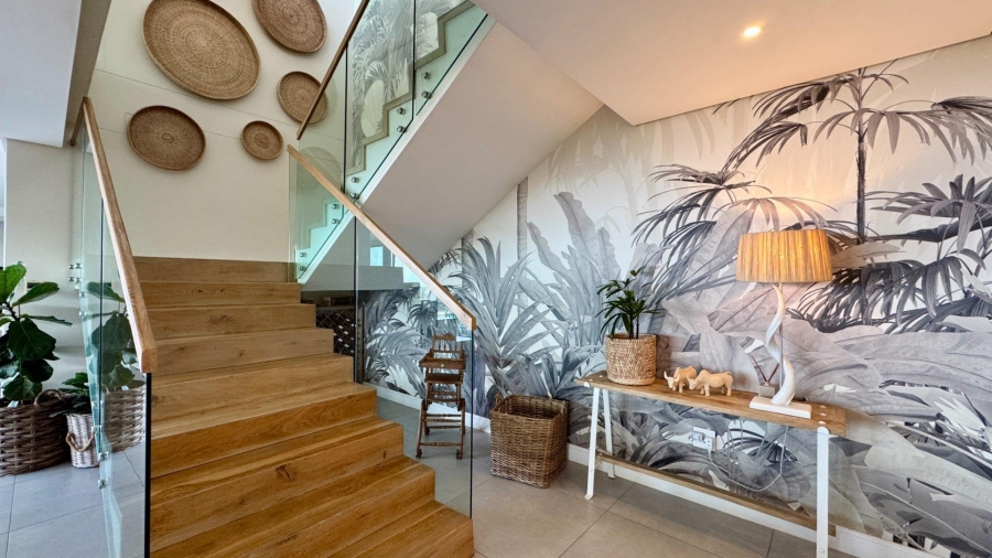 4 Bedroom Property for Sale in Umhlanga KwaZulu-Natal