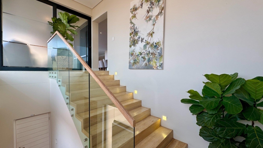4 Bedroom Property for Sale in Umhlanga KwaZulu-Natal