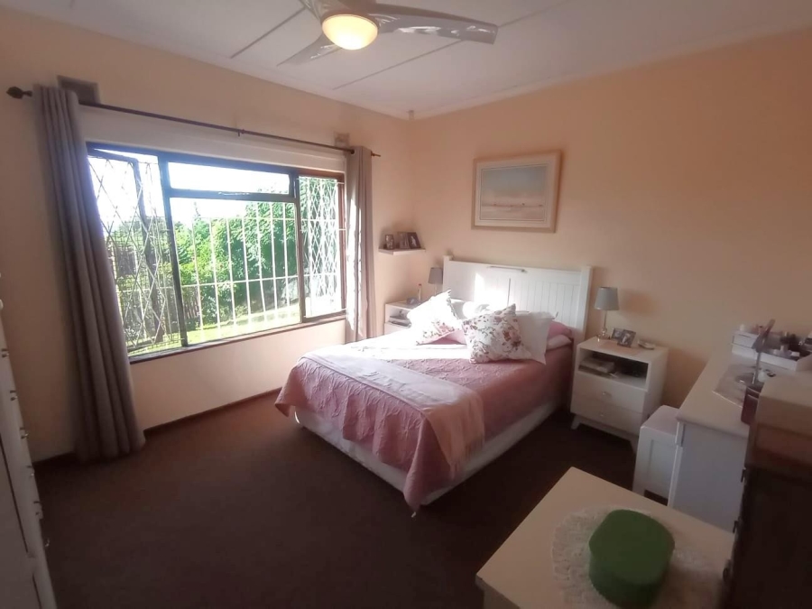 3 Bedroom Property for Sale in Port Edward KwaZulu-Natal