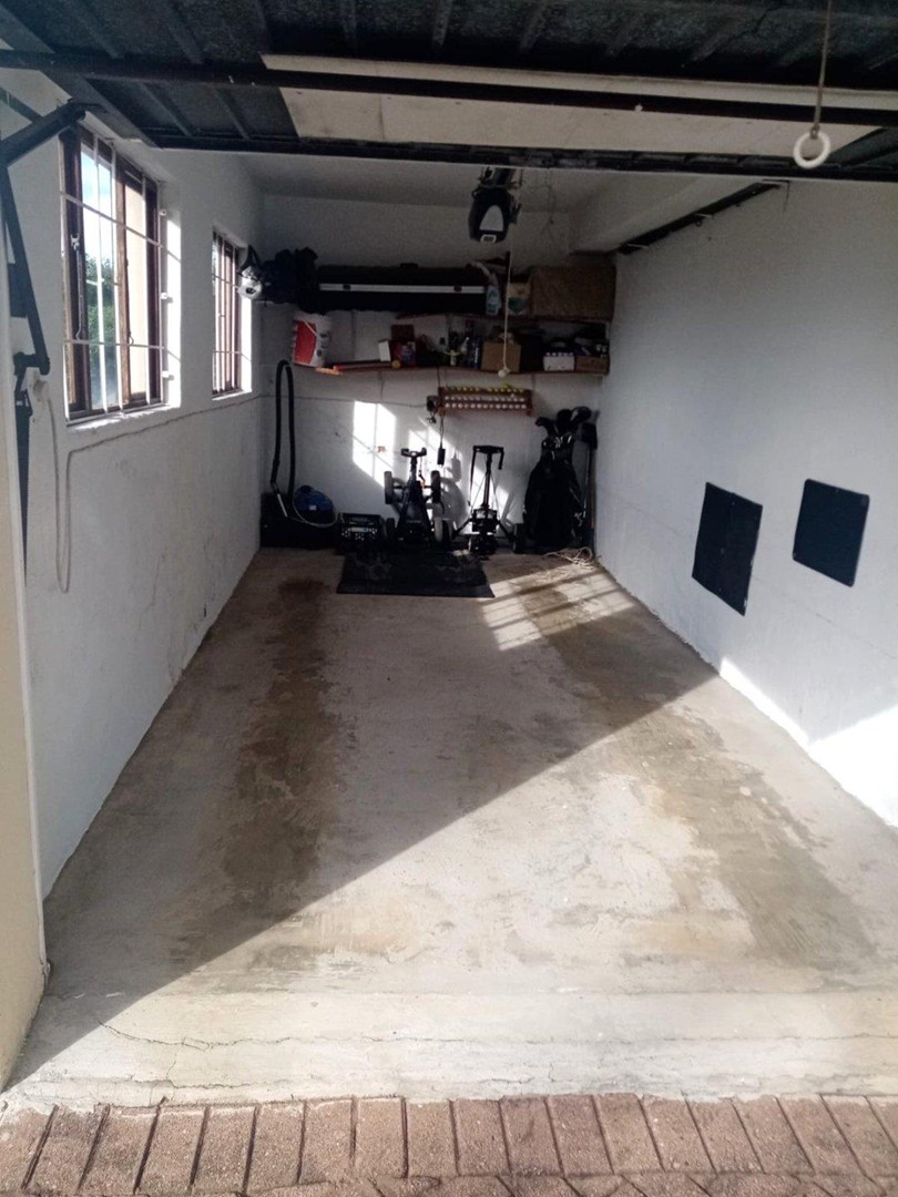 3 Bedroom Property for Sale in Port Edward KwaZulu-Natal