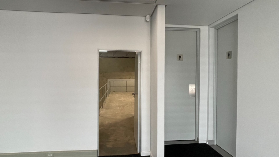 To Let Commercial Property for Rent in Mount Edgecombe KwaZulu-Natal
